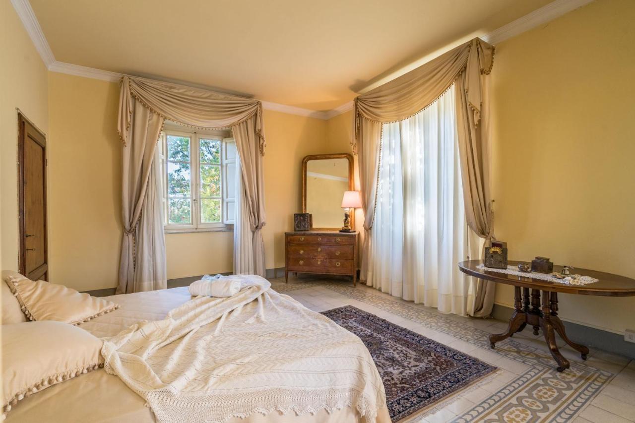 Villa Ines Charme Near Lucca アルトパーショ エクステリア 写真