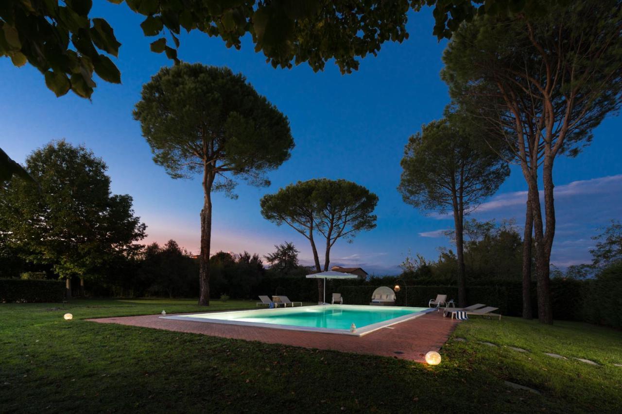 Villa Ines Charme Near Lucca アルトパーショ エクステリア 写真