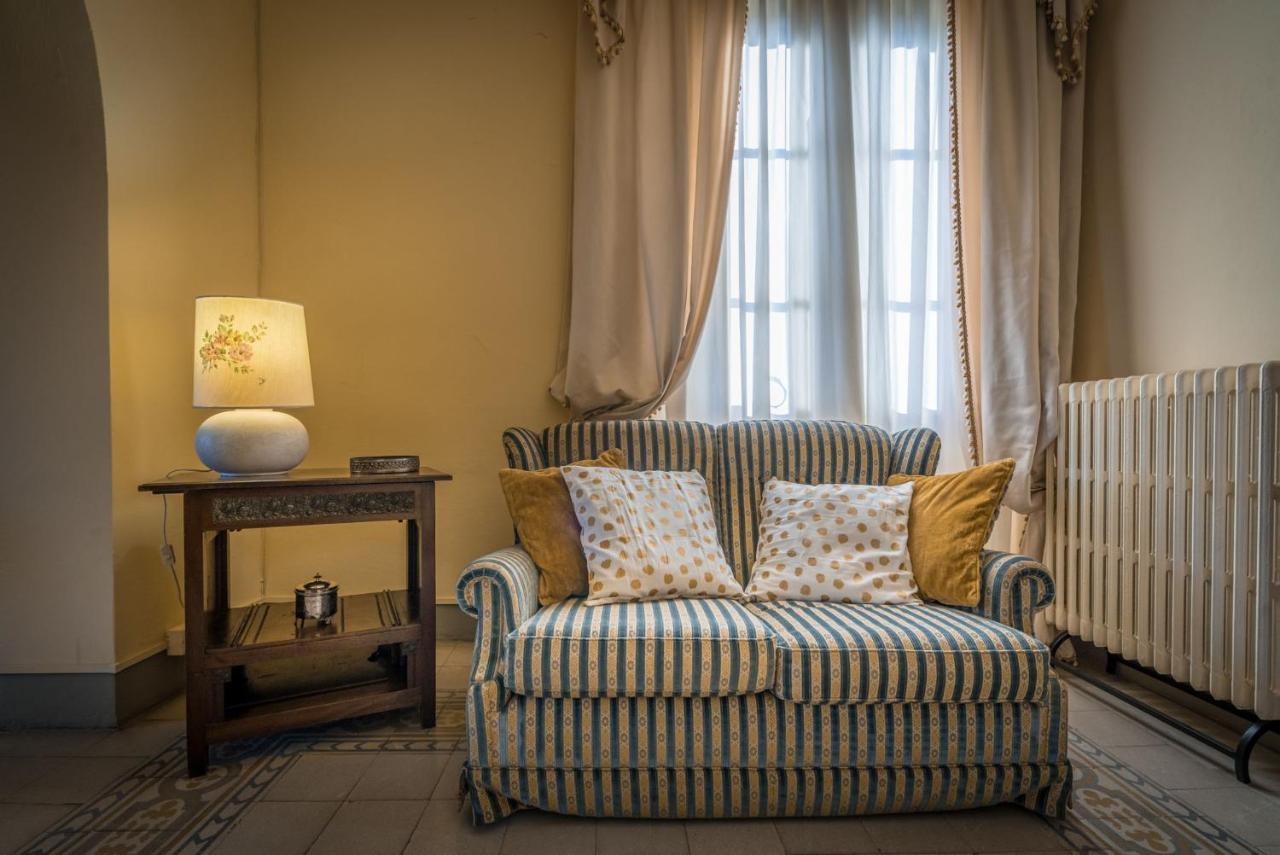 Villa Ines Charme Near Lucca アルトパーショ エクステリア 写真